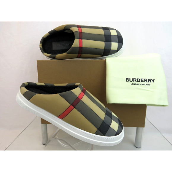 $620 BURBERRY HOMIE WOMEN QUILTED BEIGE CHECK LOGO LOAFER MULES SLIPPERS 37 - Picture 2 of 13